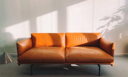 Få dit sofa til at skinne med professionel sofarensning