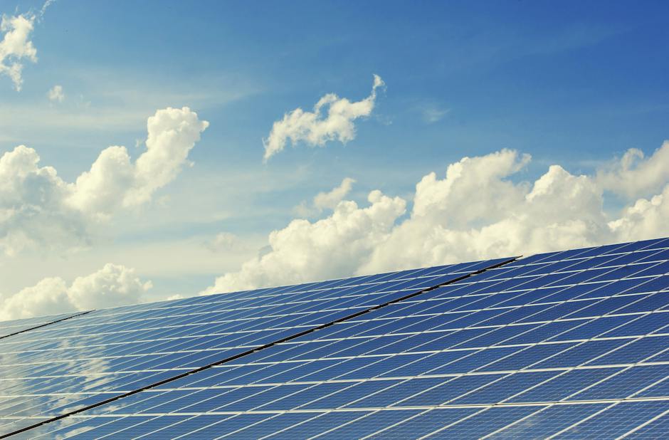 Solcelleanlæg på taget: En grøn energikilde